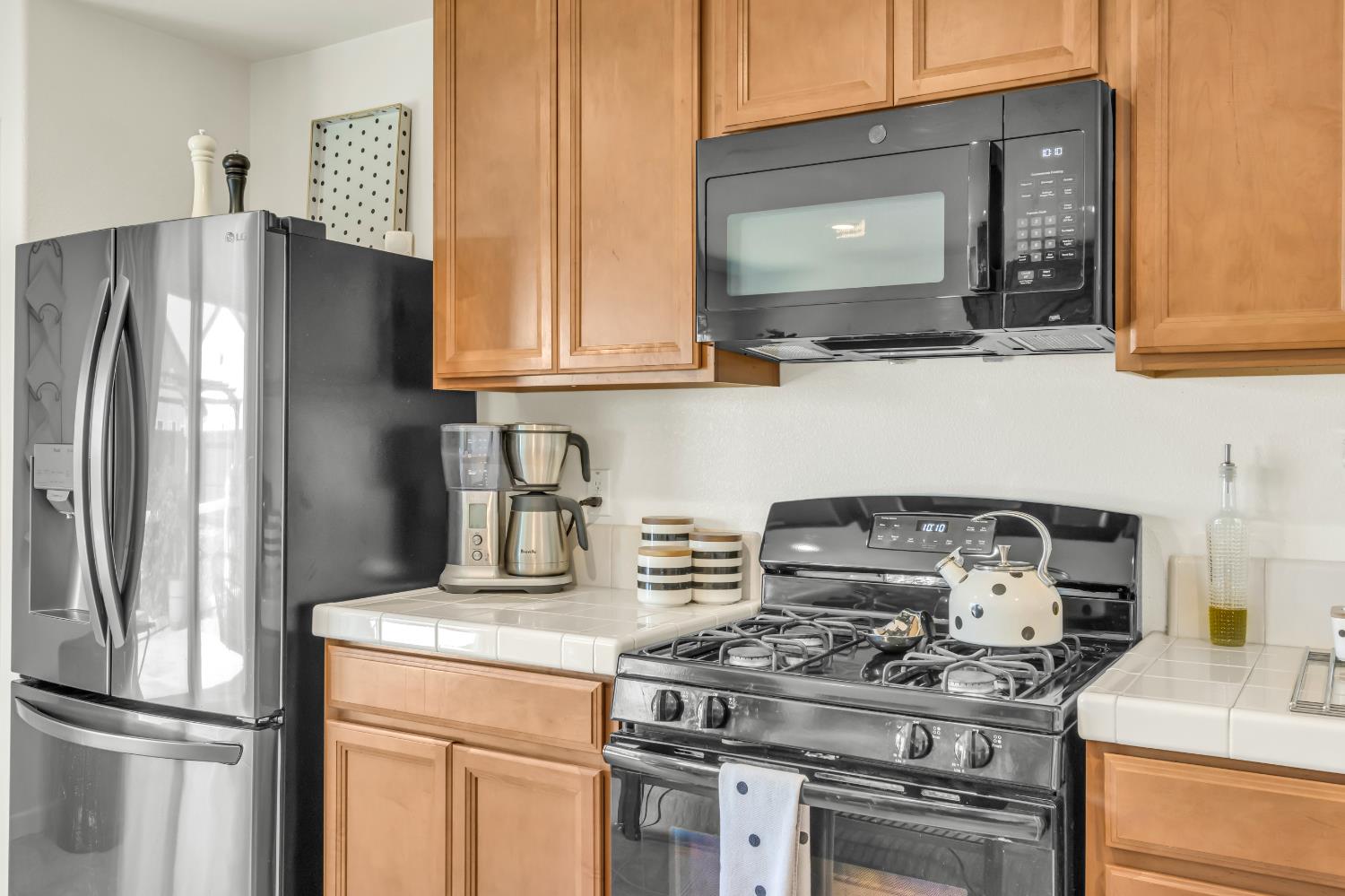 1103 Sierra Bluff Street