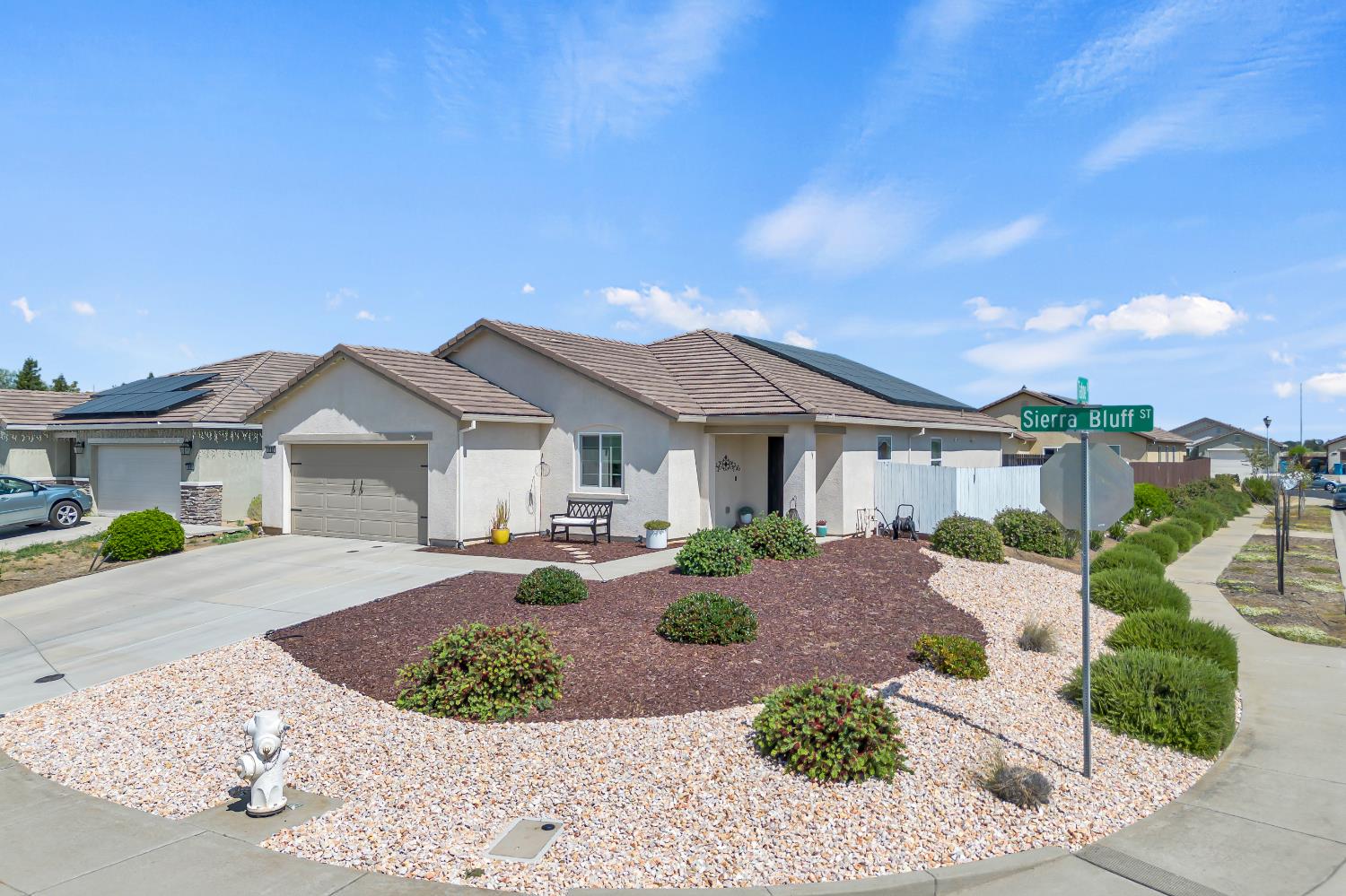 1103 Sierra Bluff Street