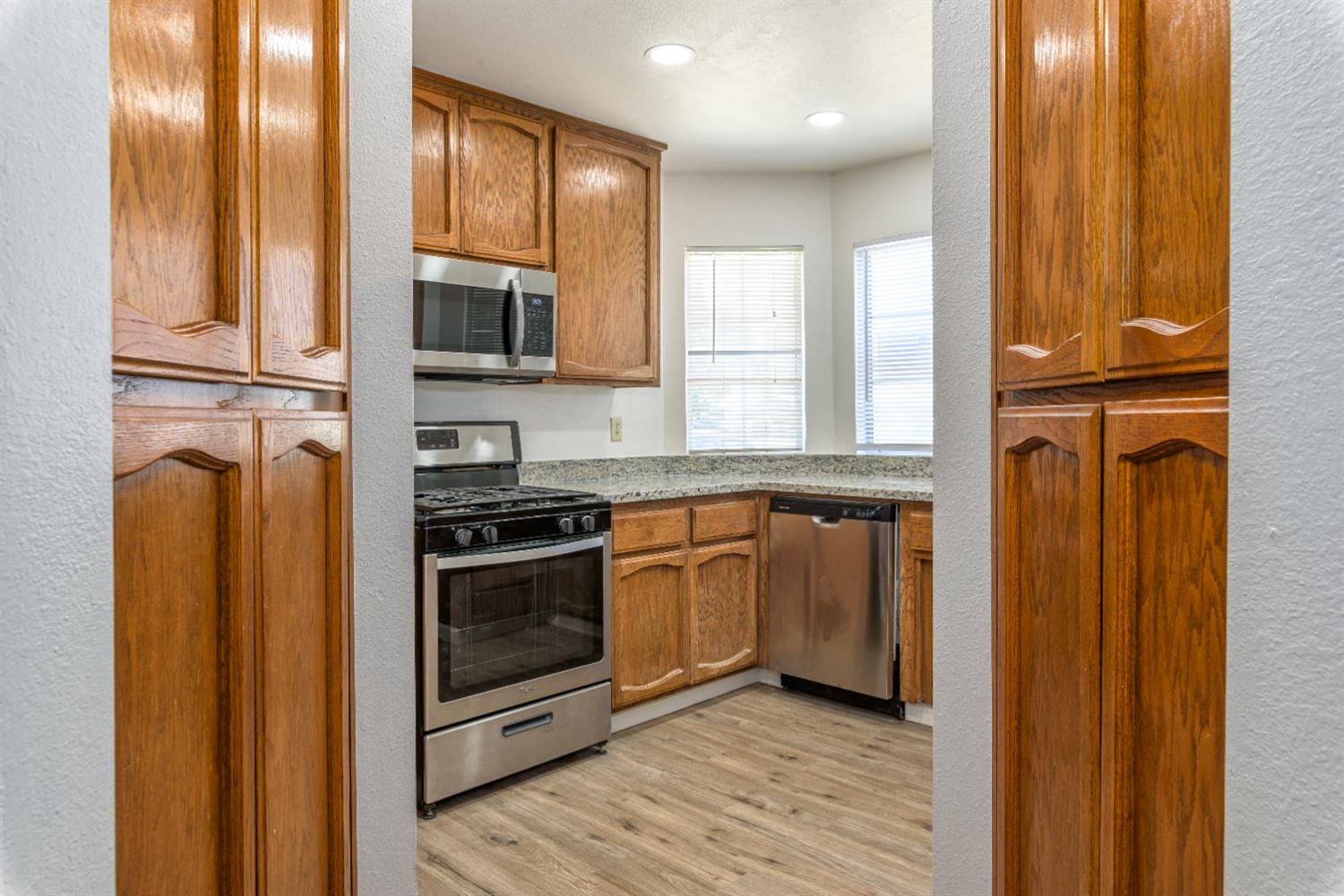 1385 Crestwood Avenue