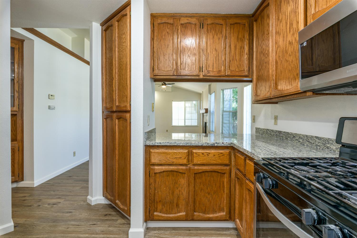 1385 Crestwood Avenue