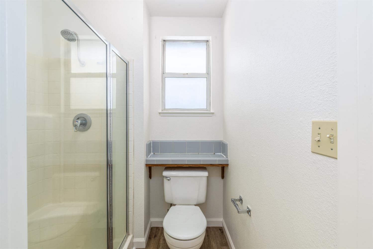 1385 Crestwood Avenue