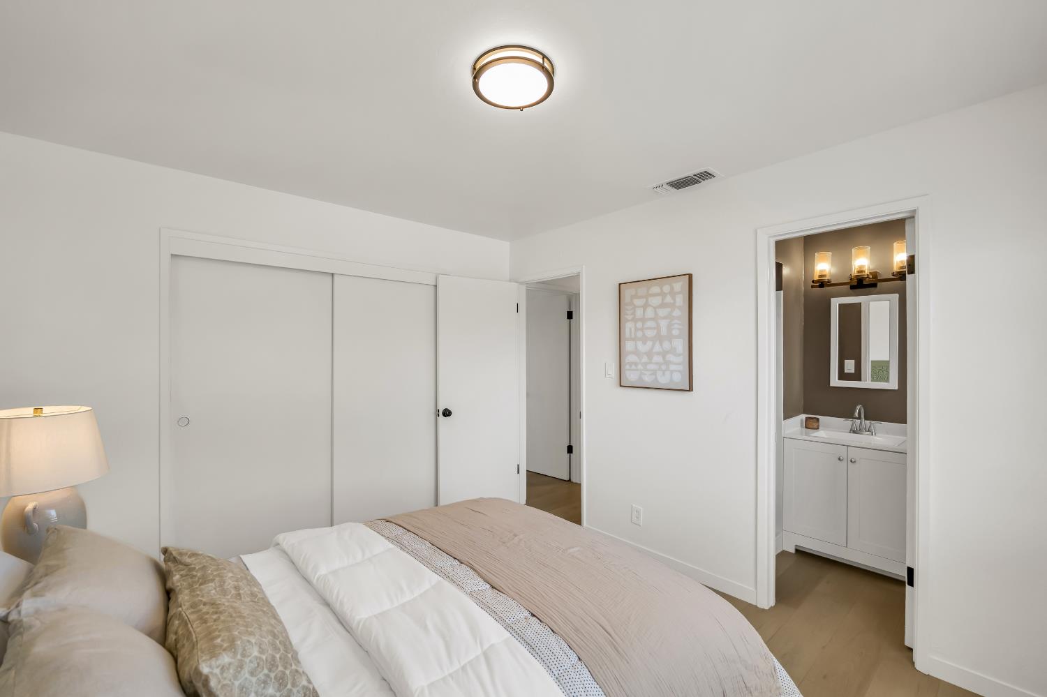 7024 Tamoshanter Way