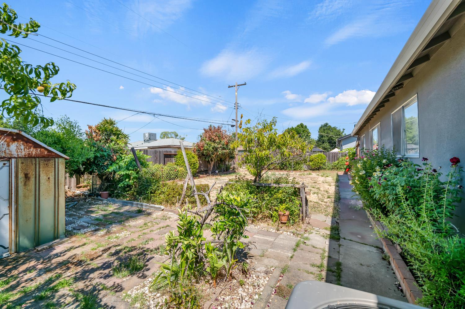 7024 Tamoshanter Way