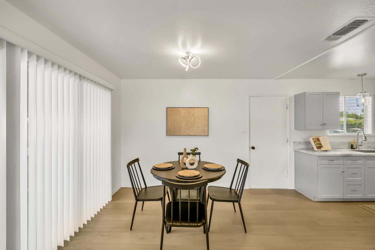 7024 Tamoshanter Way