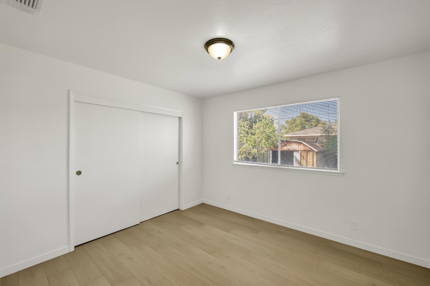 7024 Tamoshanter Way