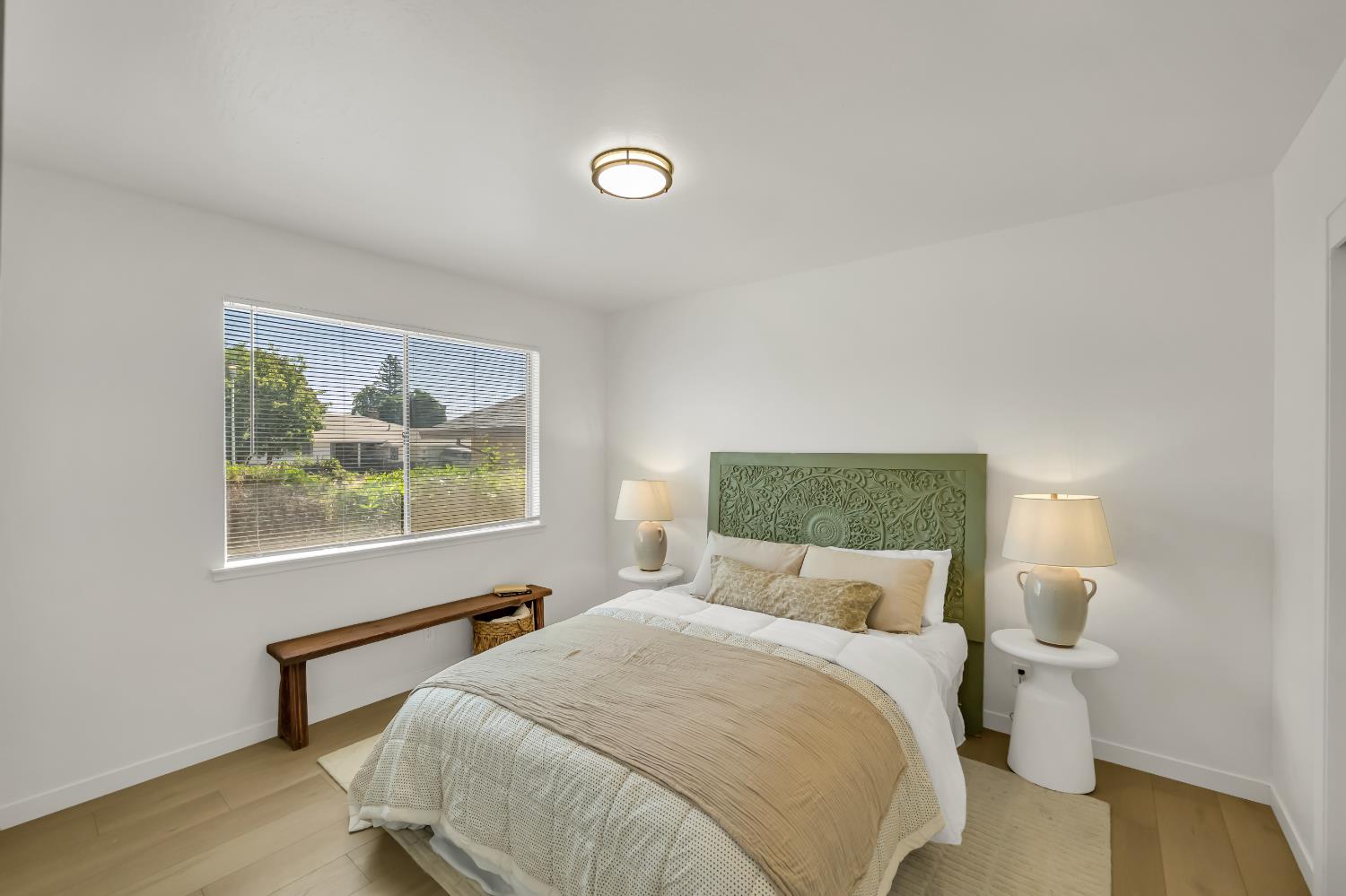 7024 Tamoshanter Way