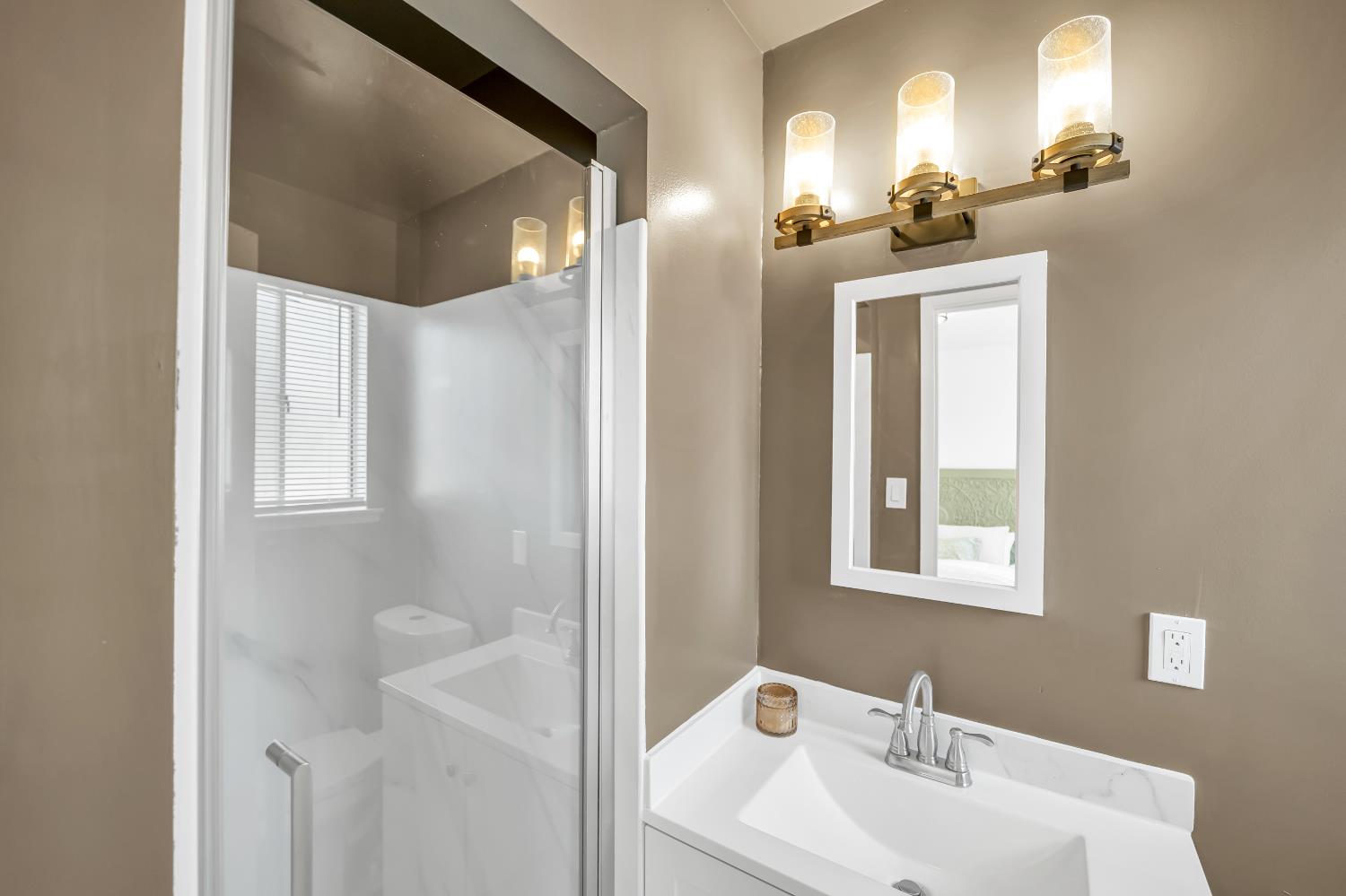 7024 Tamoshanter Way