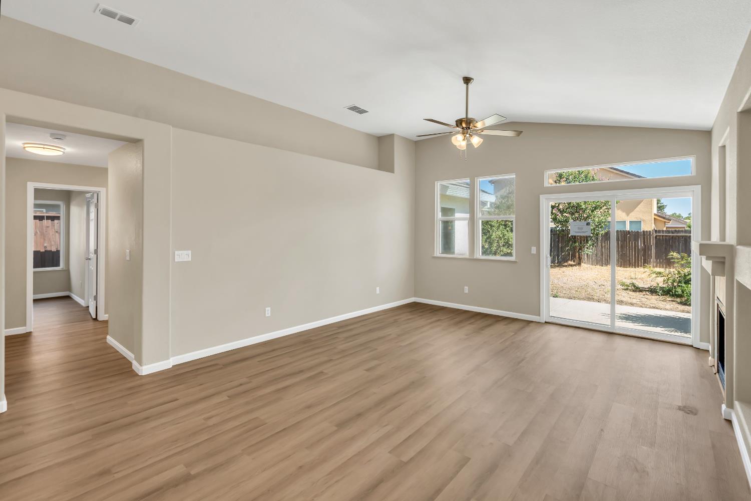 7475 Whitemore Street