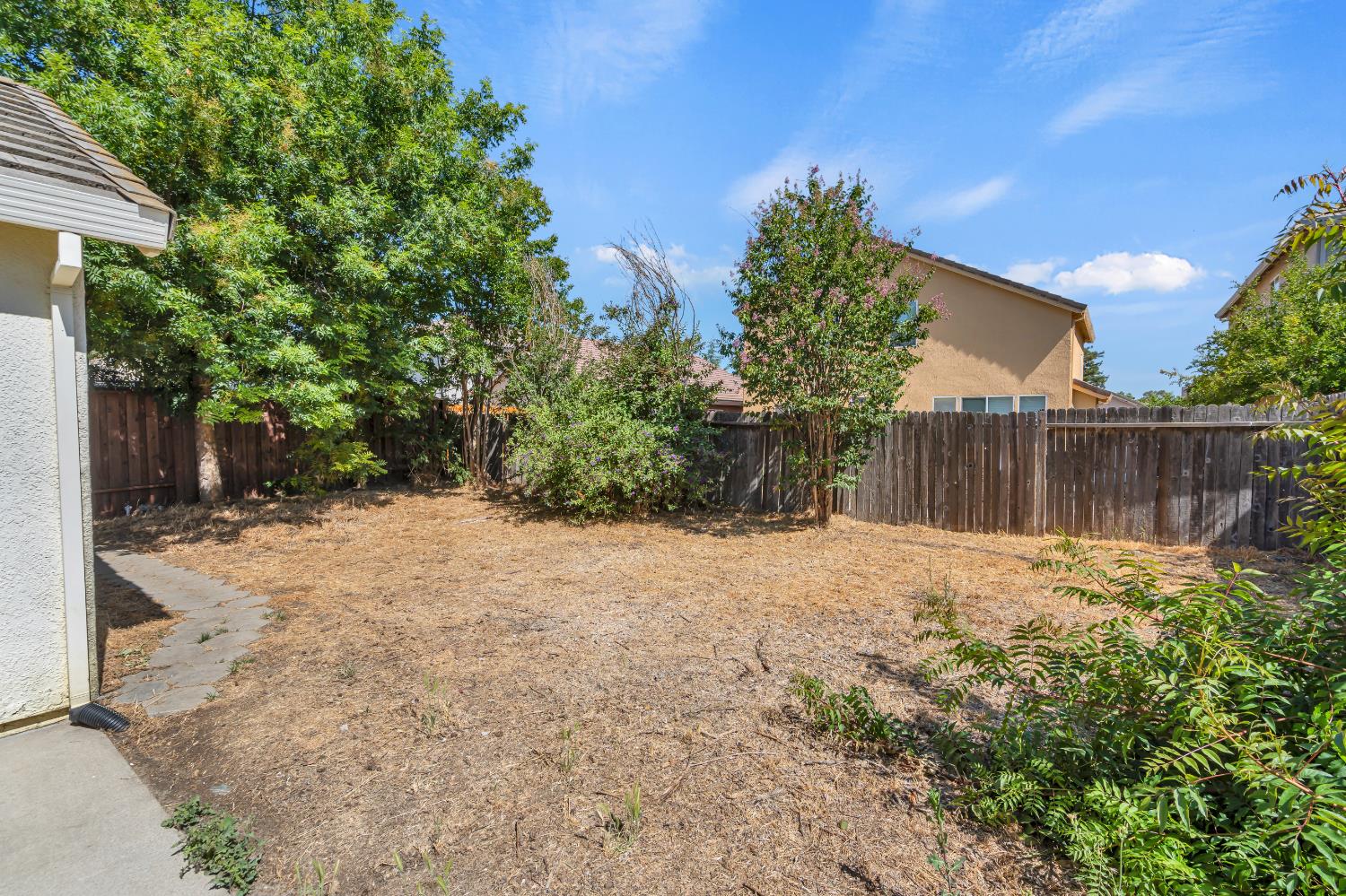 7475 Whitemore Street