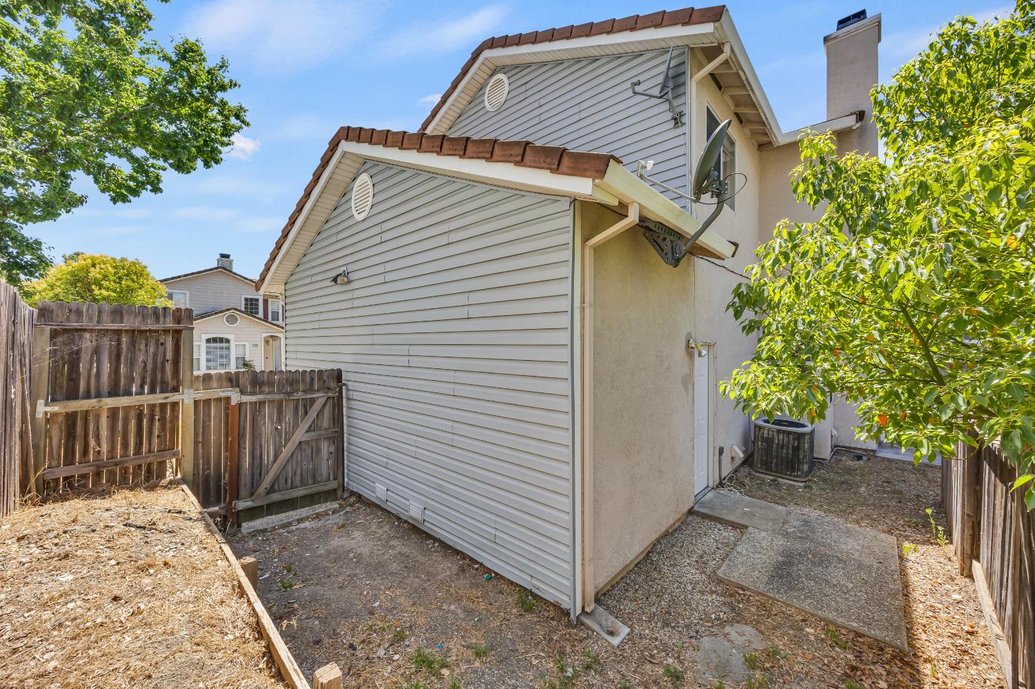 4229 Shandwick Drive