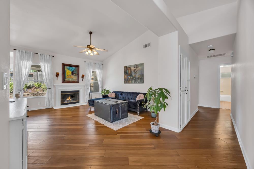 1210 Camino Capistrano