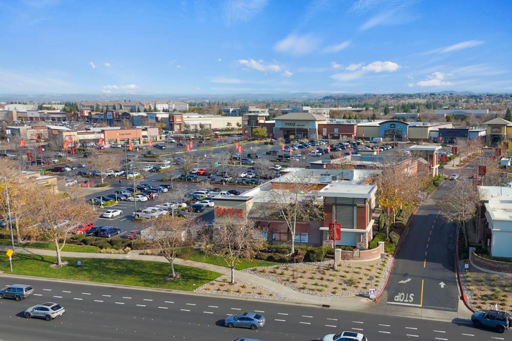 1210 Camino Capistrano