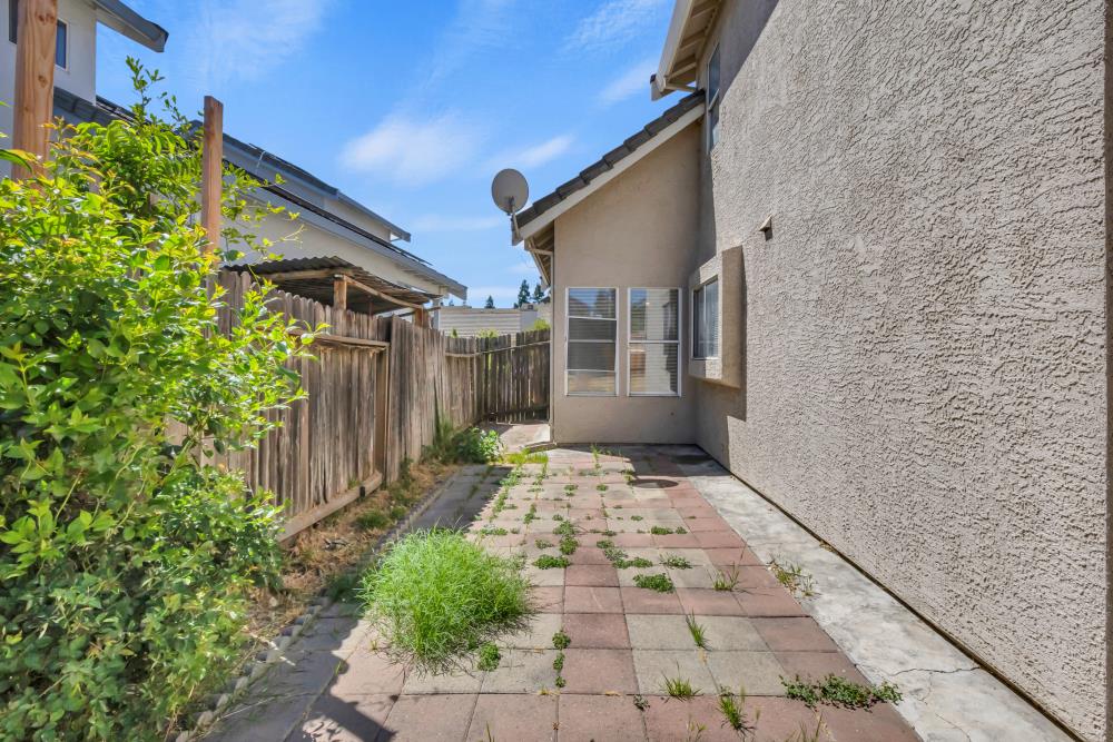 5505 Big Creek Way