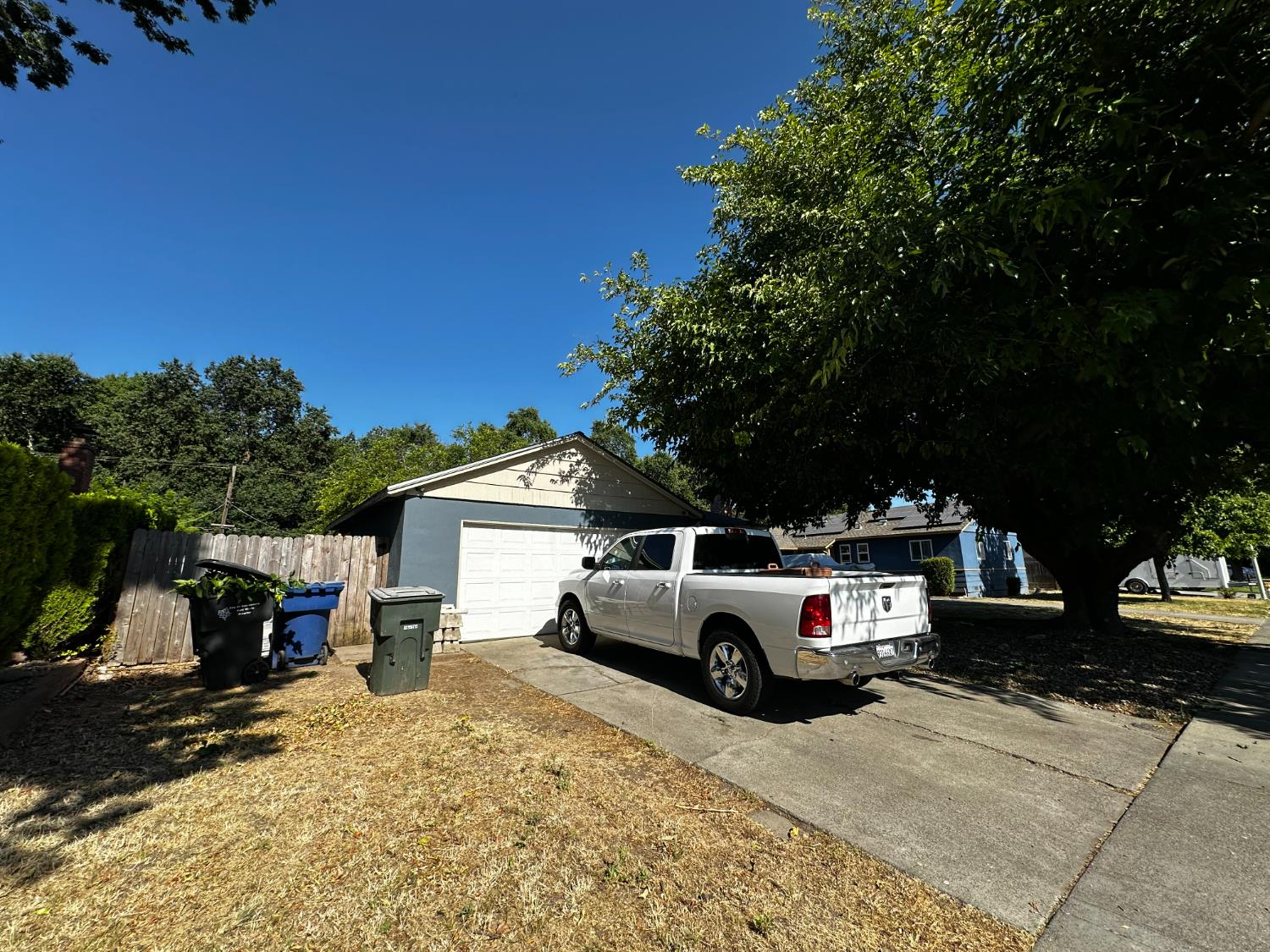 6748 Golf View Drive