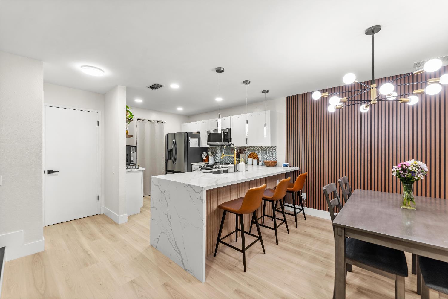 617 Woodside Sierra 3