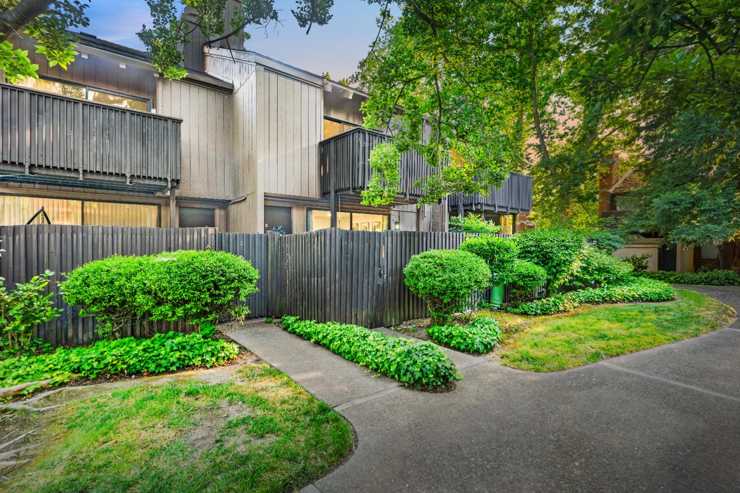 617 Woodside Sierra 3