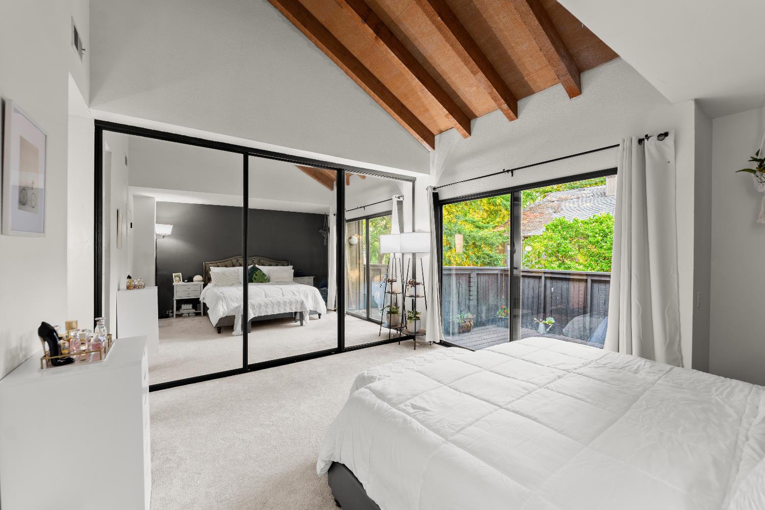 617 Woodside Sierra 3