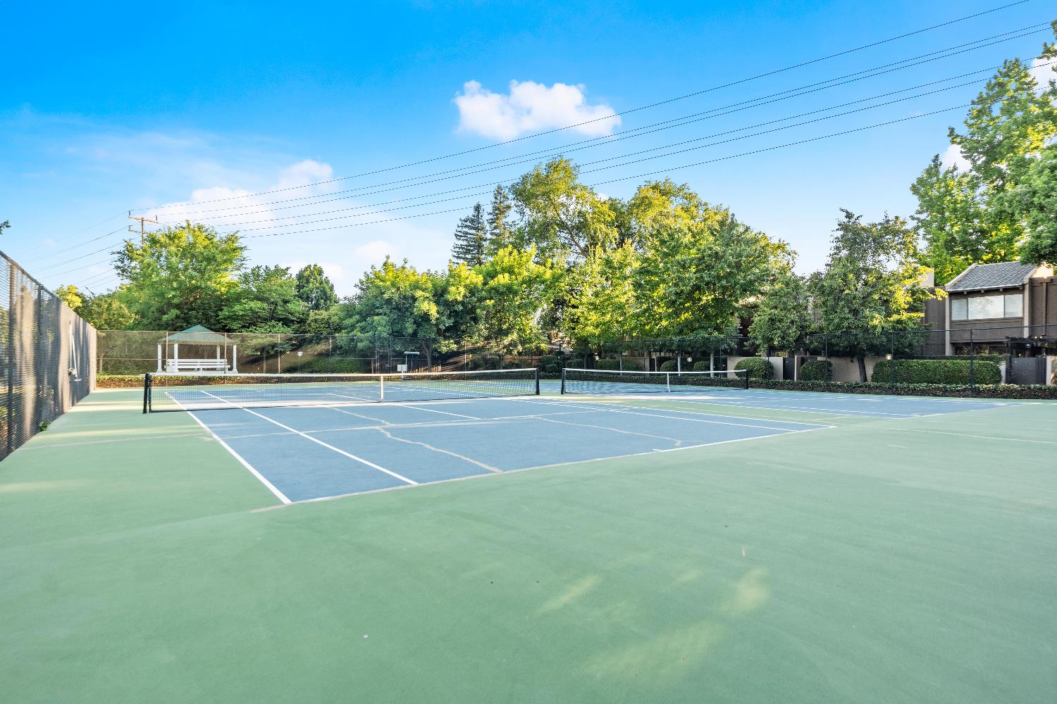 617 Woodside Sierra 3