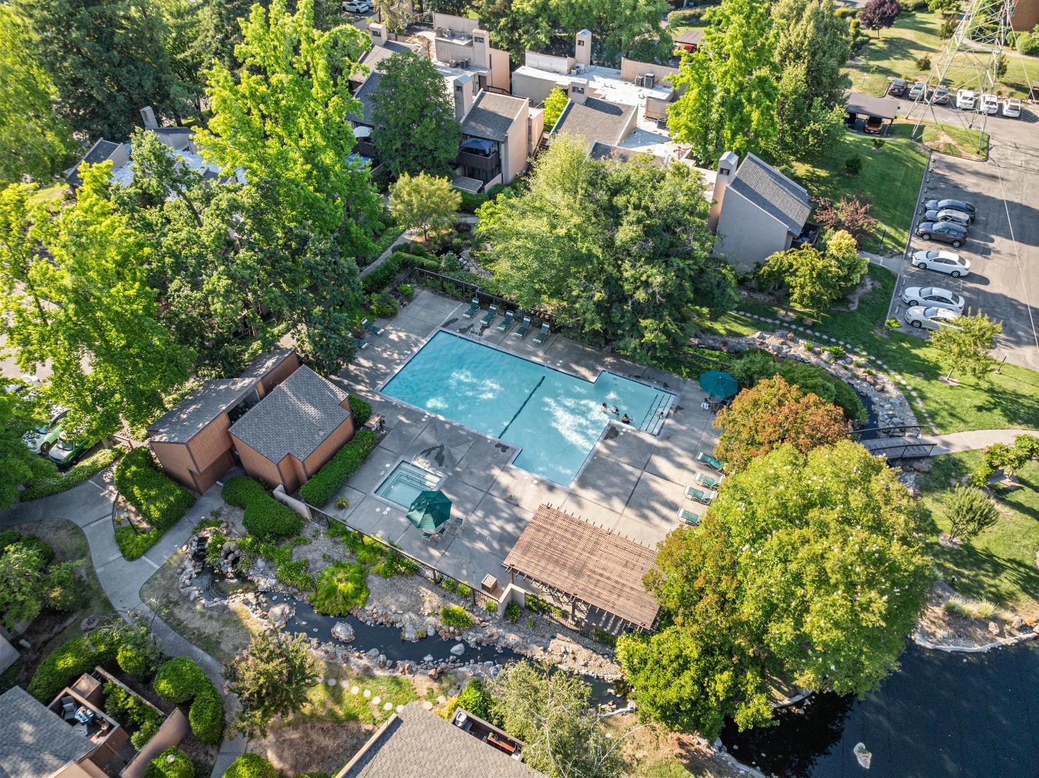 617 Woodside Sierra 3