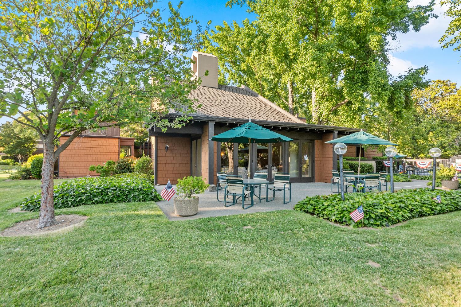 617 Woodside Sierra 3