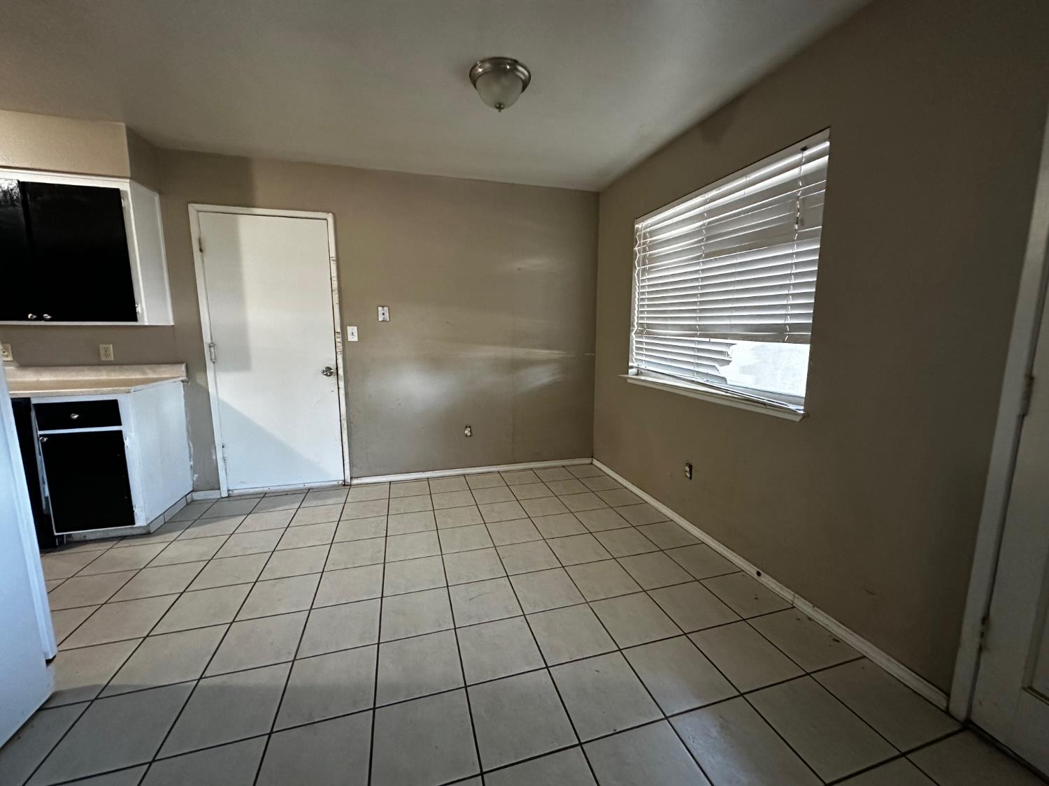 5009 Estates Drive