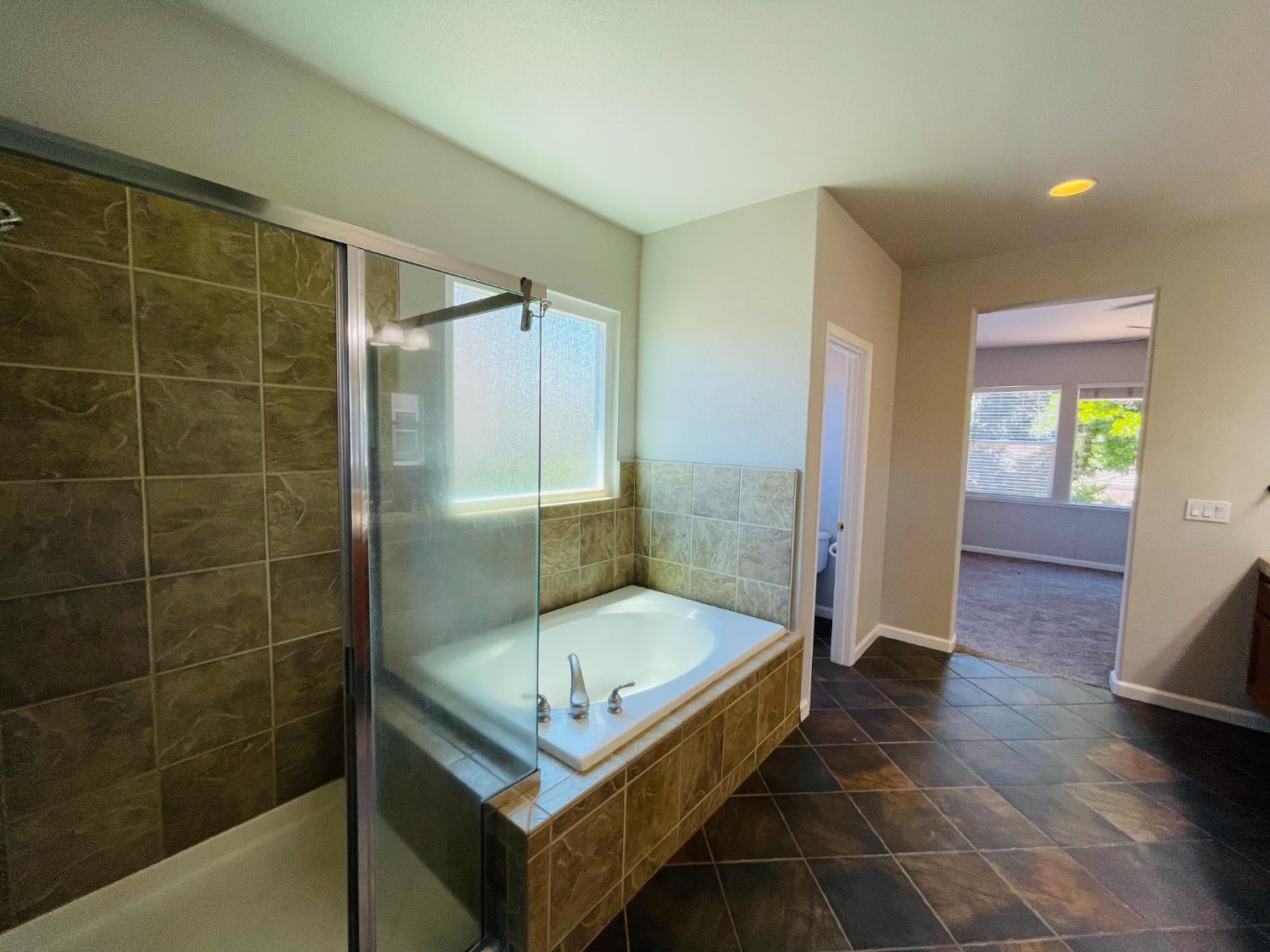 6416 Jefjen Way