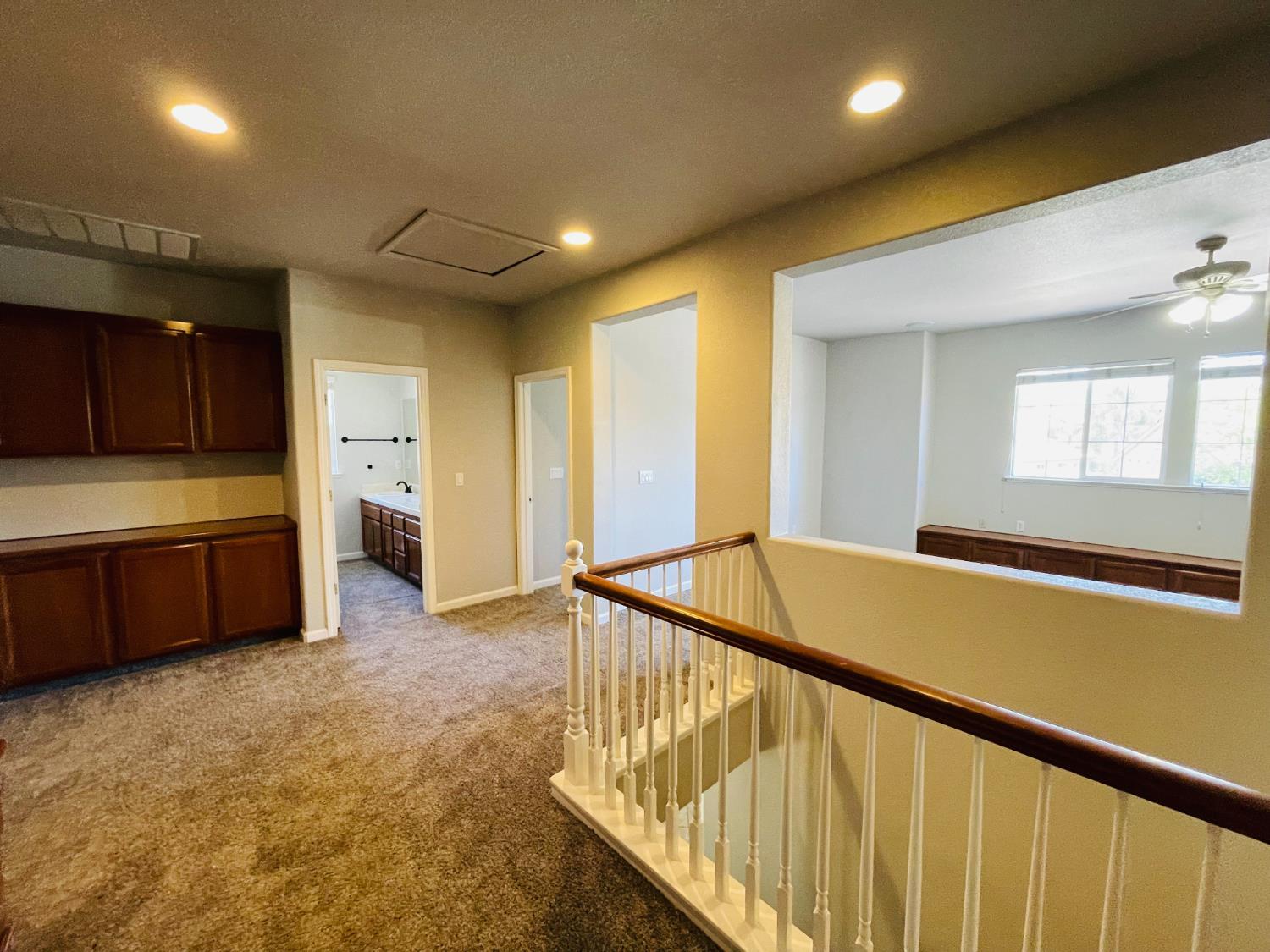 6416 Jefjen Way