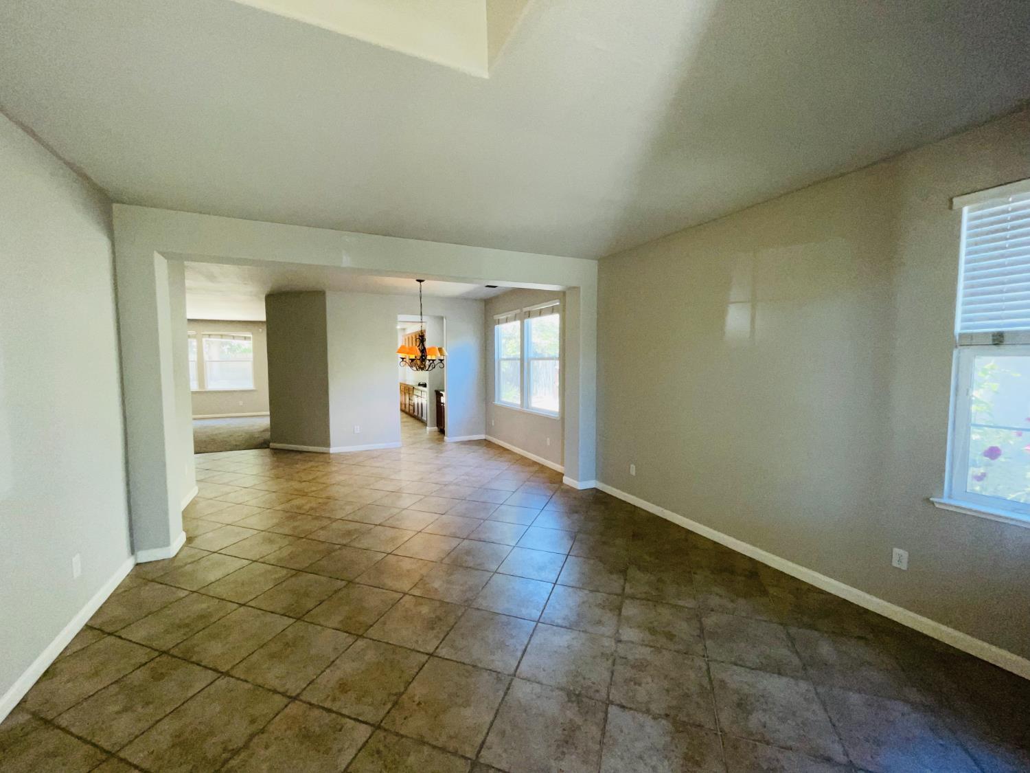 6416 Jefjen Way