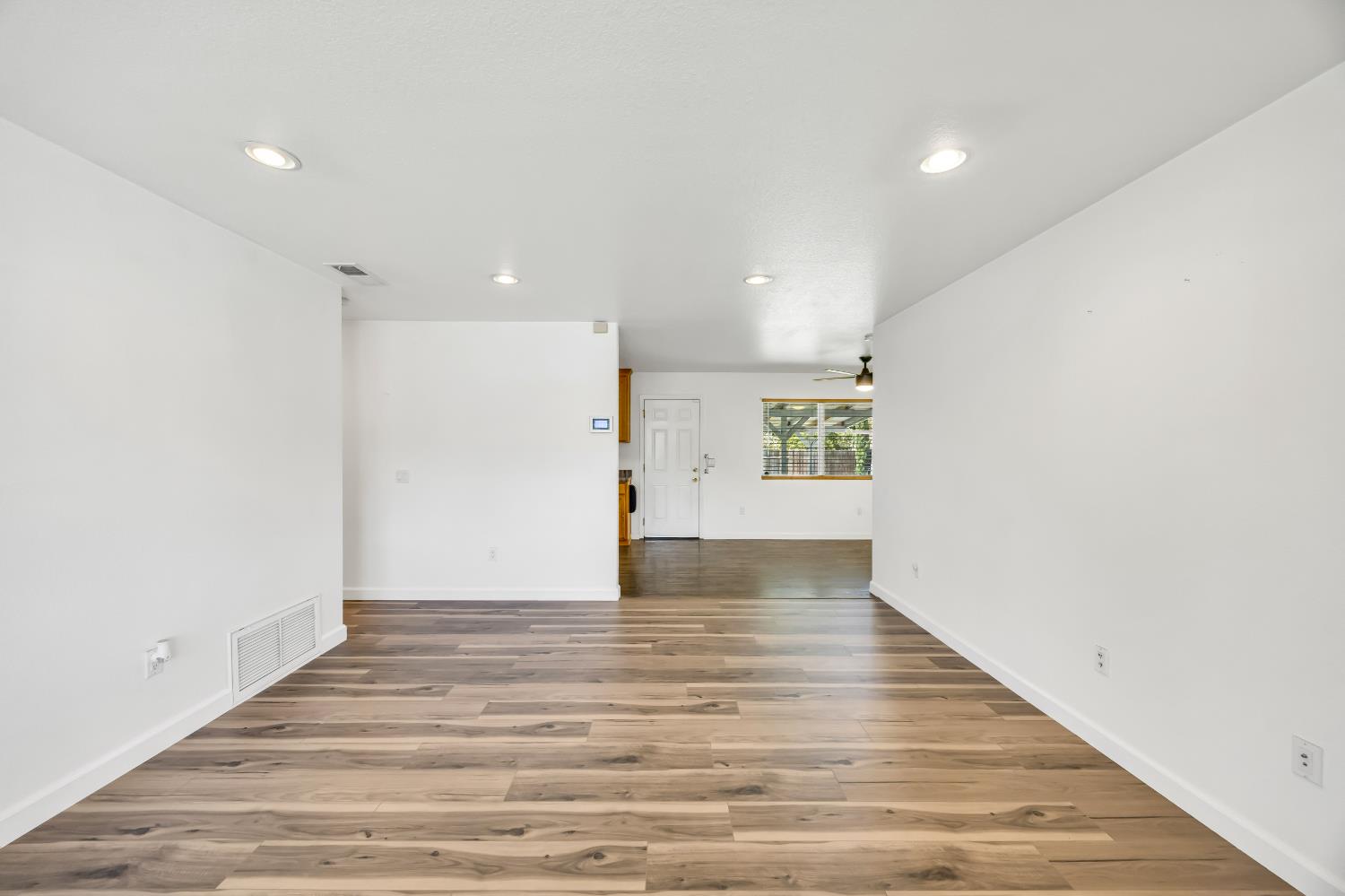 7125 Larchmont Drive