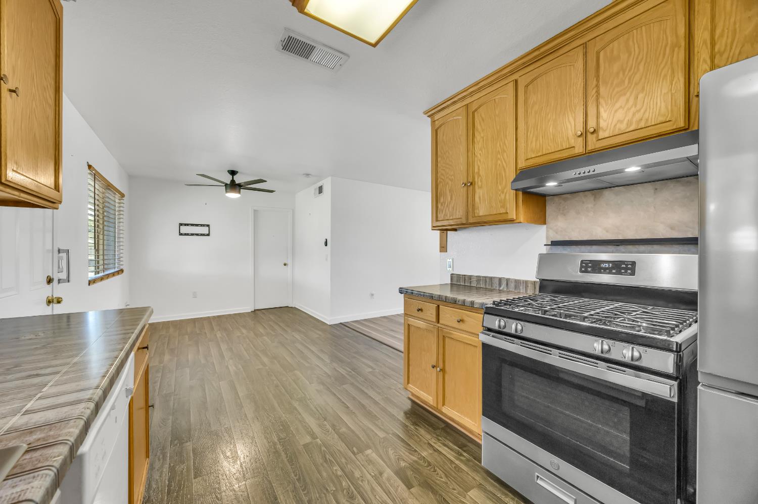 7125 Larchmont Drive