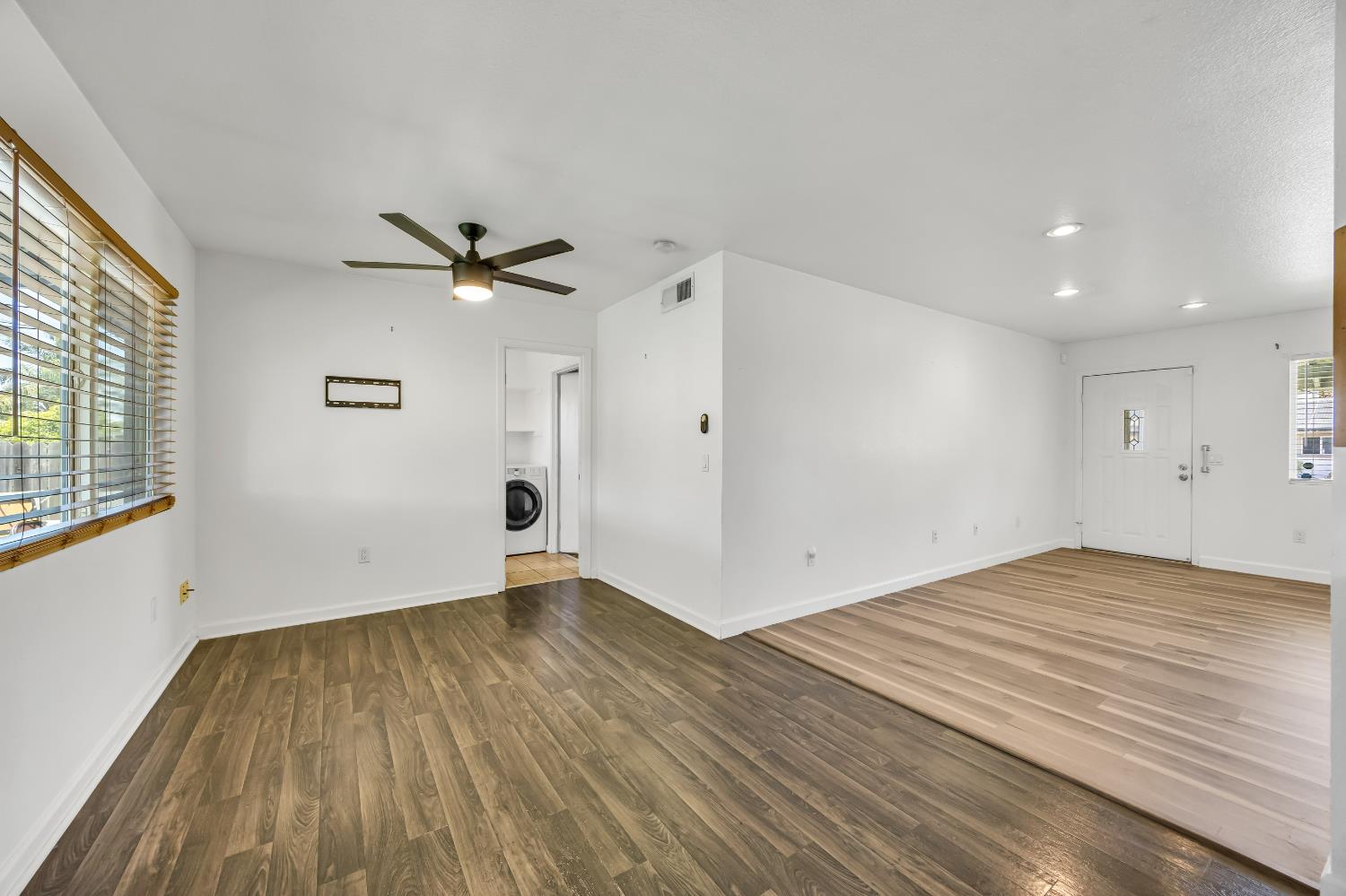 7125 Larchmont Drive