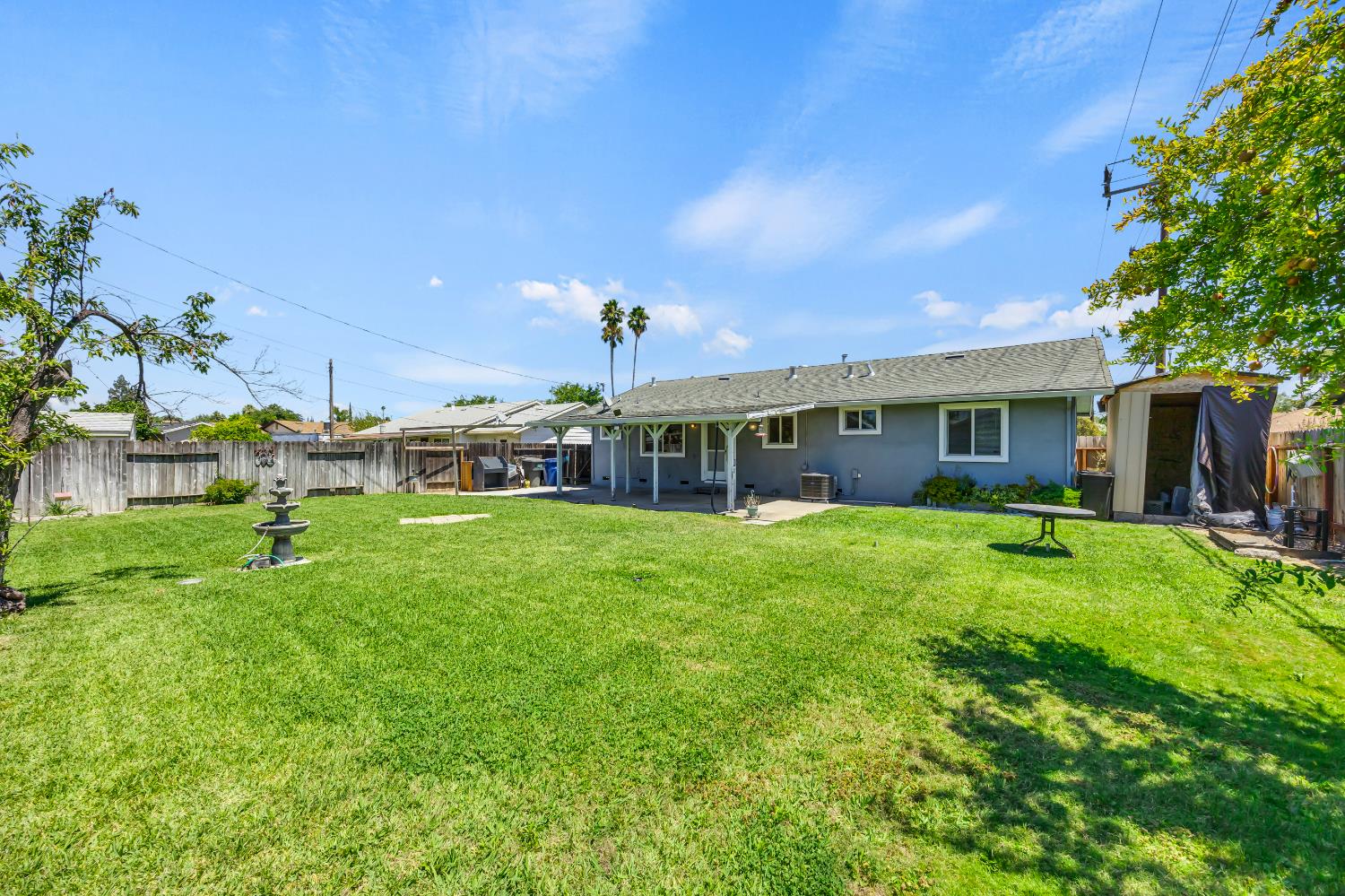 7125 Larchmont Drive