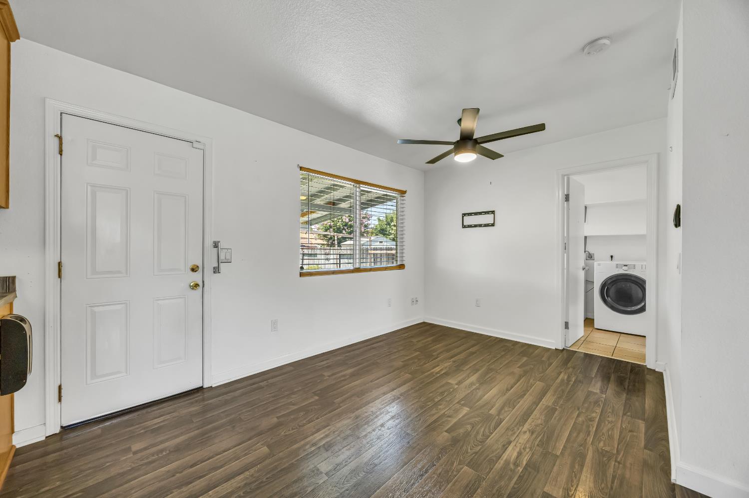 7125 Larchmont Drive