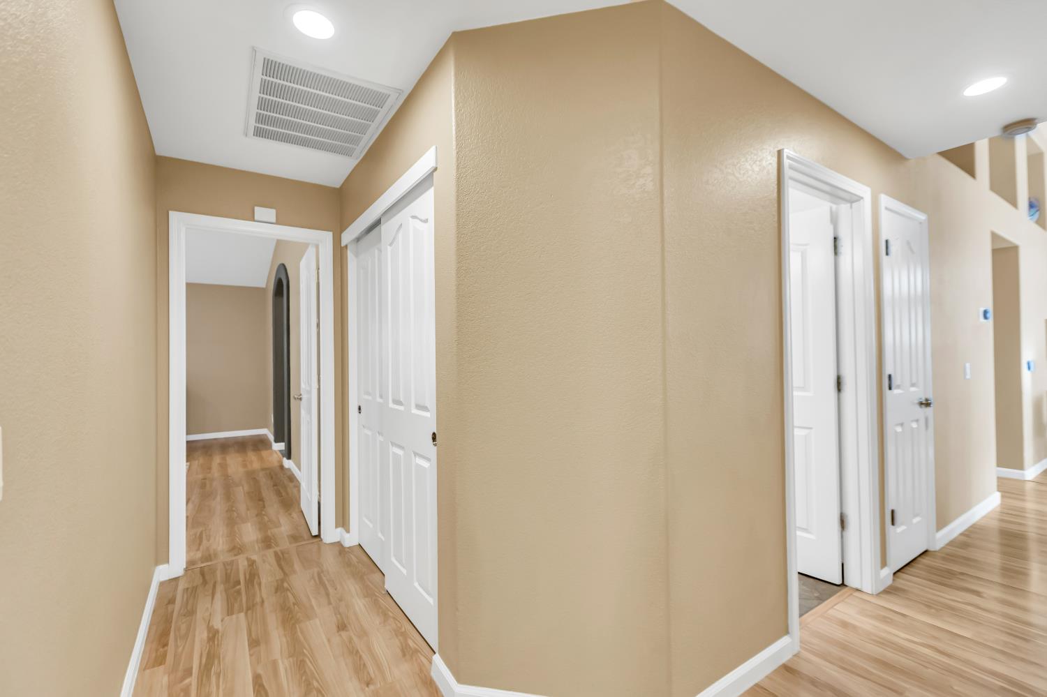 8046 Golden Vista Way