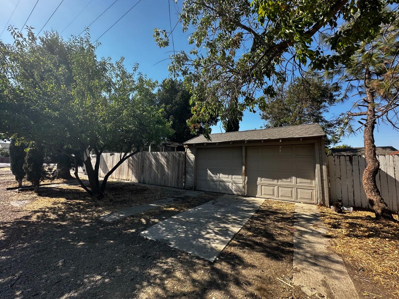 383 Cleveland Avenue