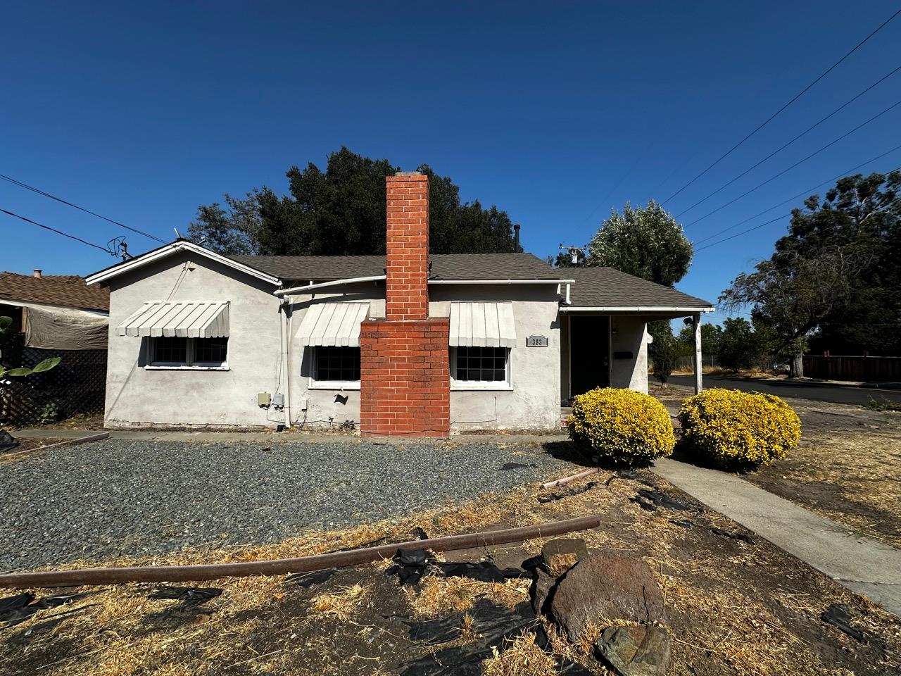 383 Cleveland Avenue