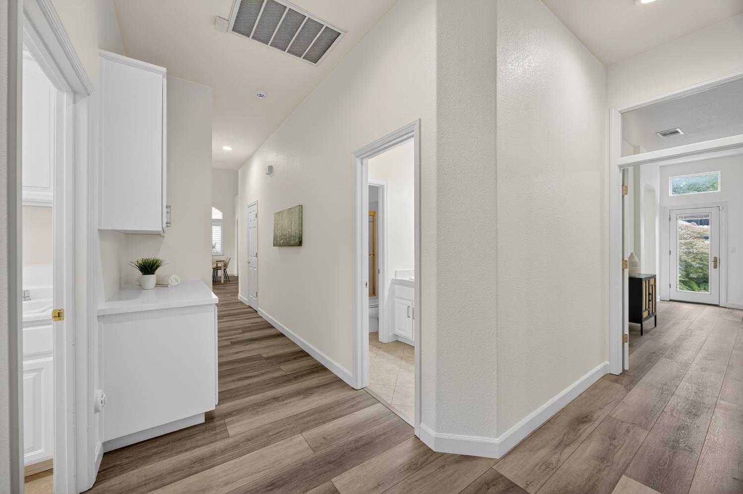 5115 Whisper Oaks Lane