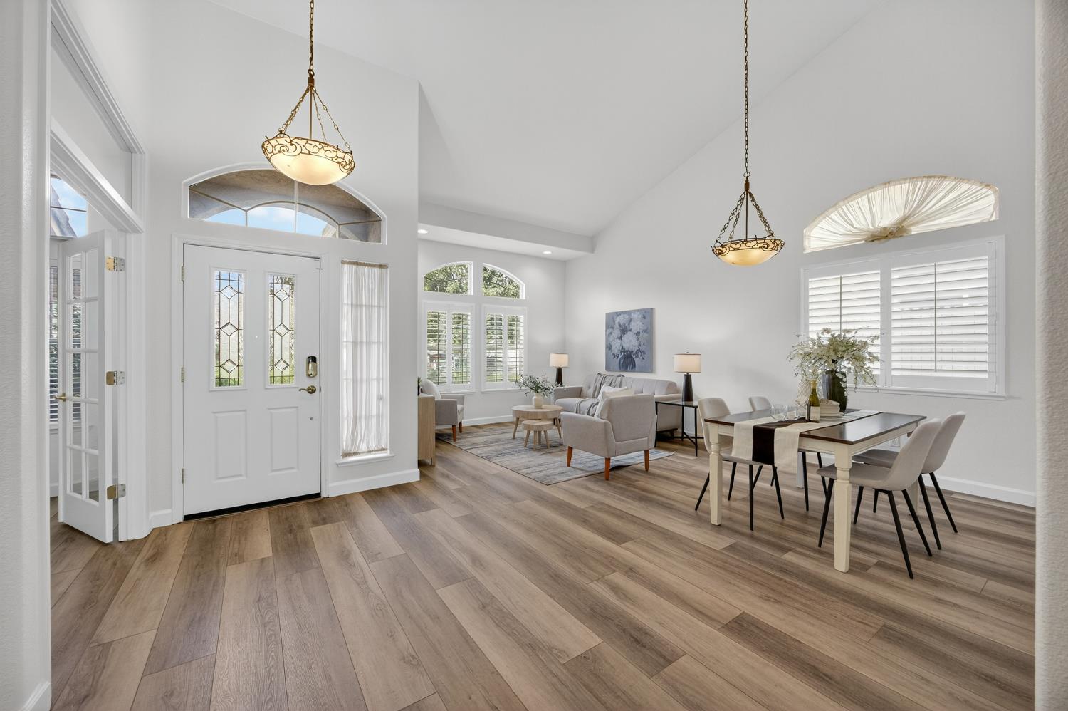 5115 Whisper Oaks Lane