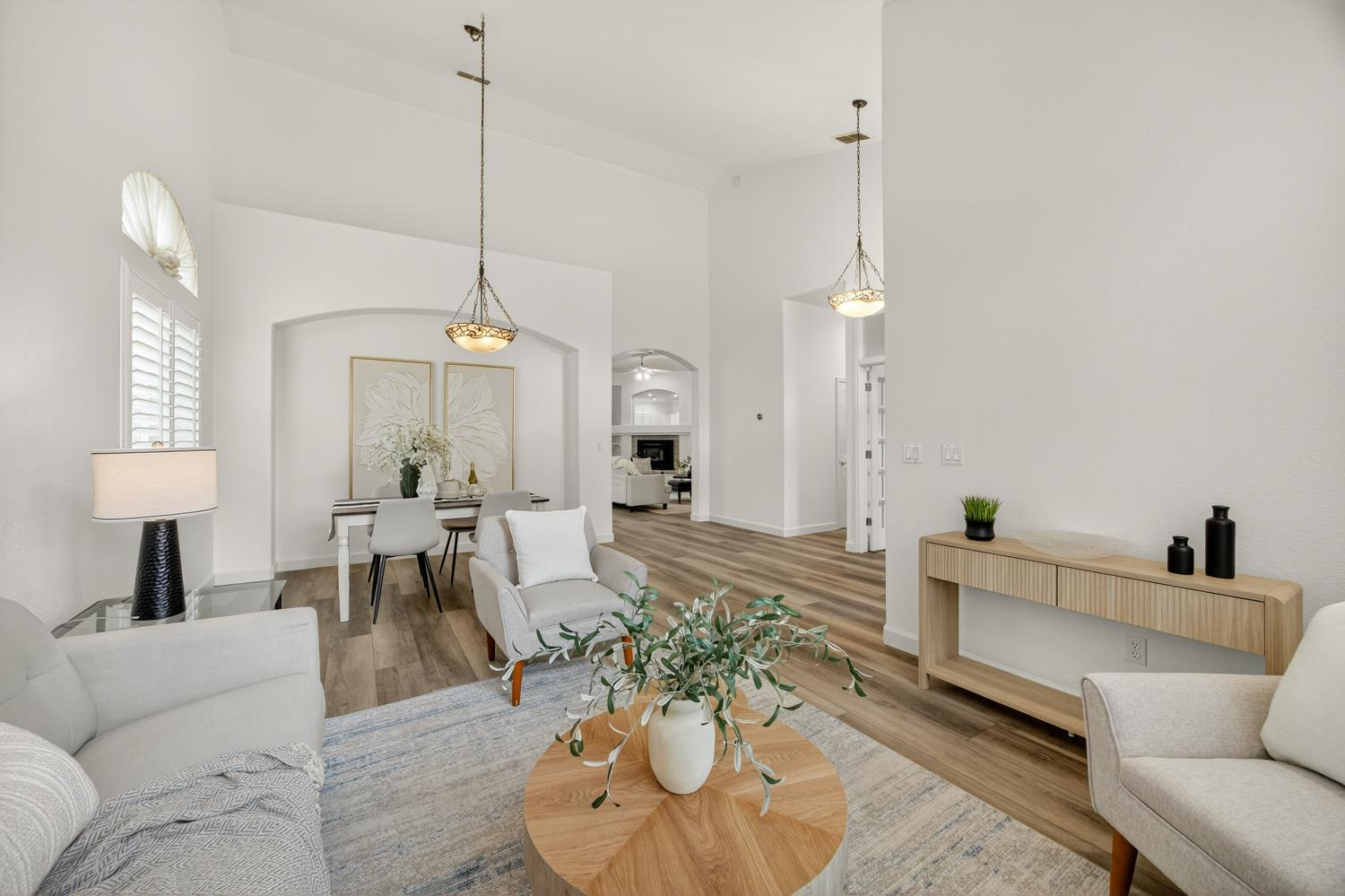 5115 Whisper Oaks Lane