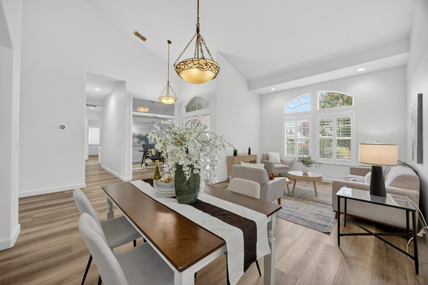 5115 Whisper Oaks Lane