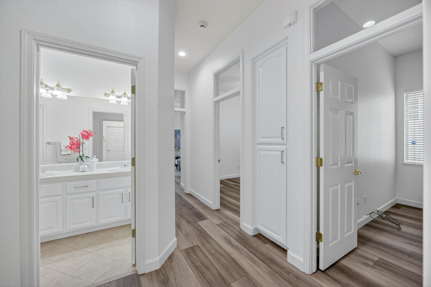 5115 Whisper Oaks Lane