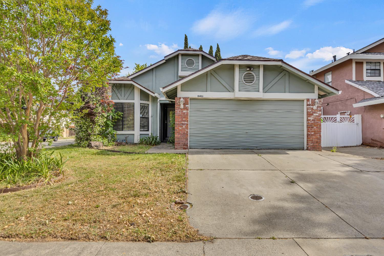 8401 Sunblaze Way