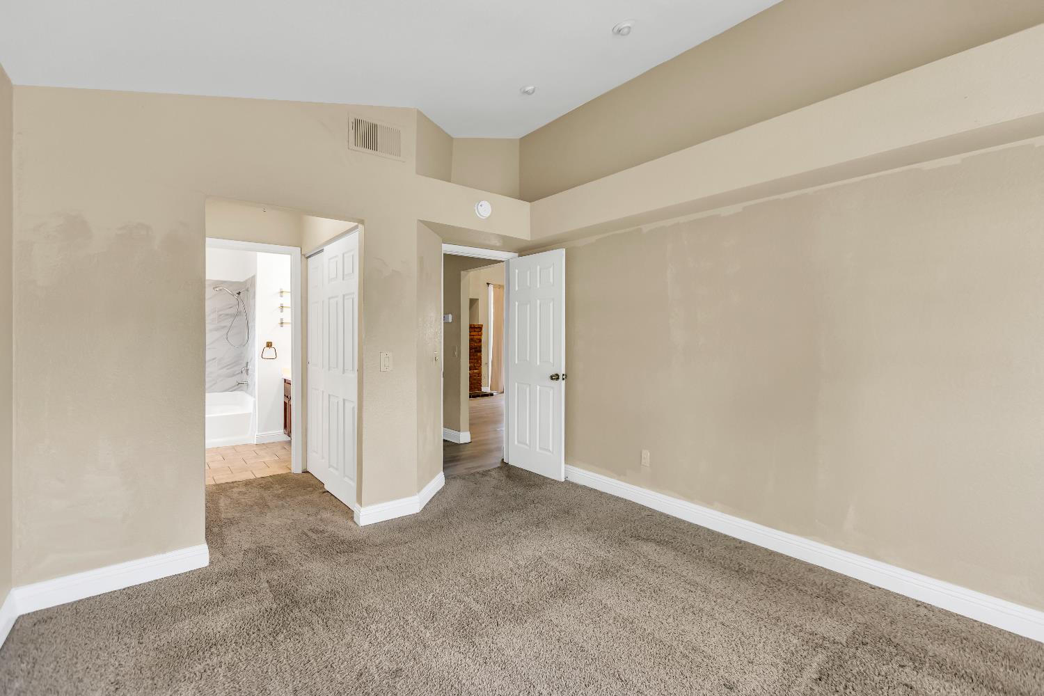 8401 Sunblaze Way