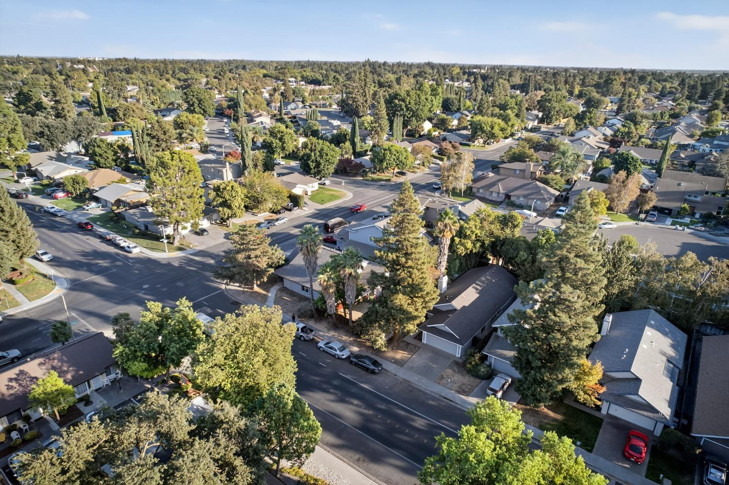 805 W Lincoln Avenue