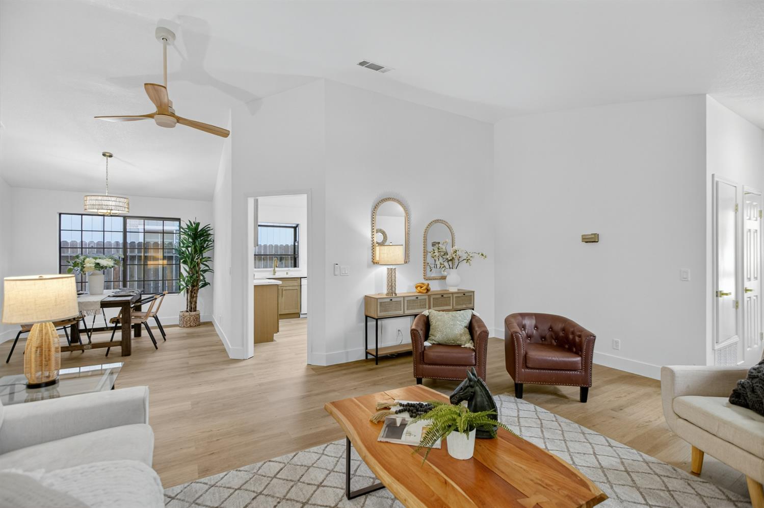 805 W Lincoln Avenue