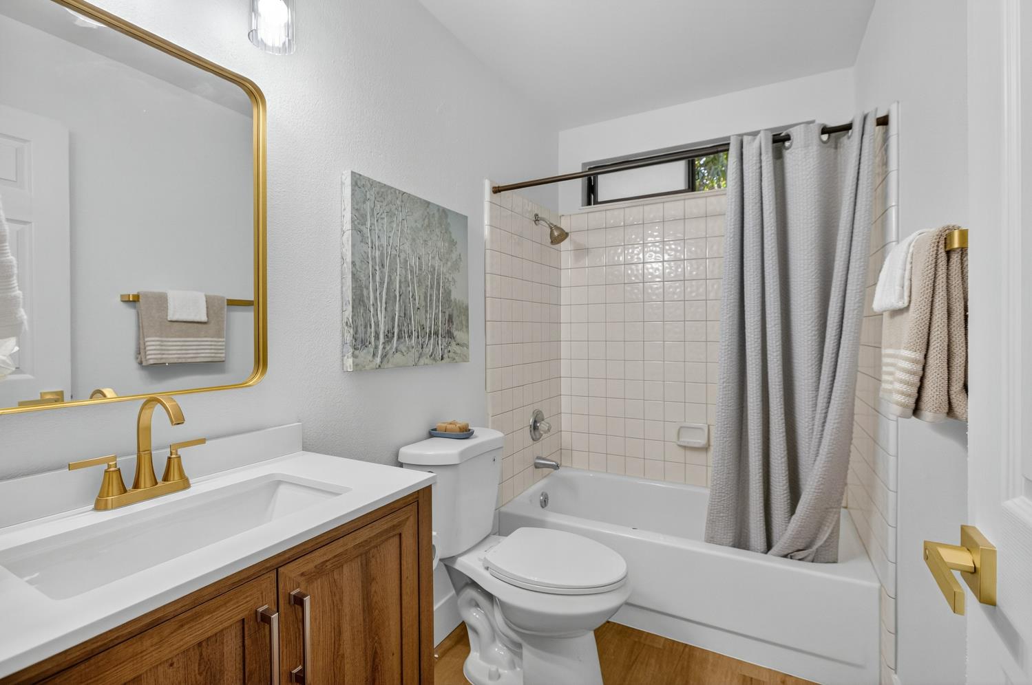 805 W Lincoln Avenue