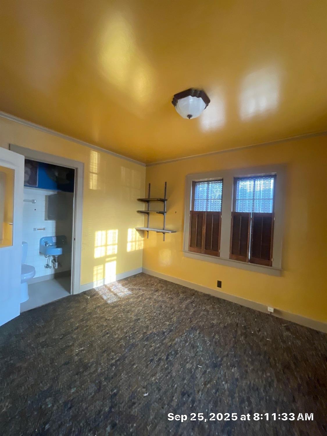 151 S Murdock Avenue