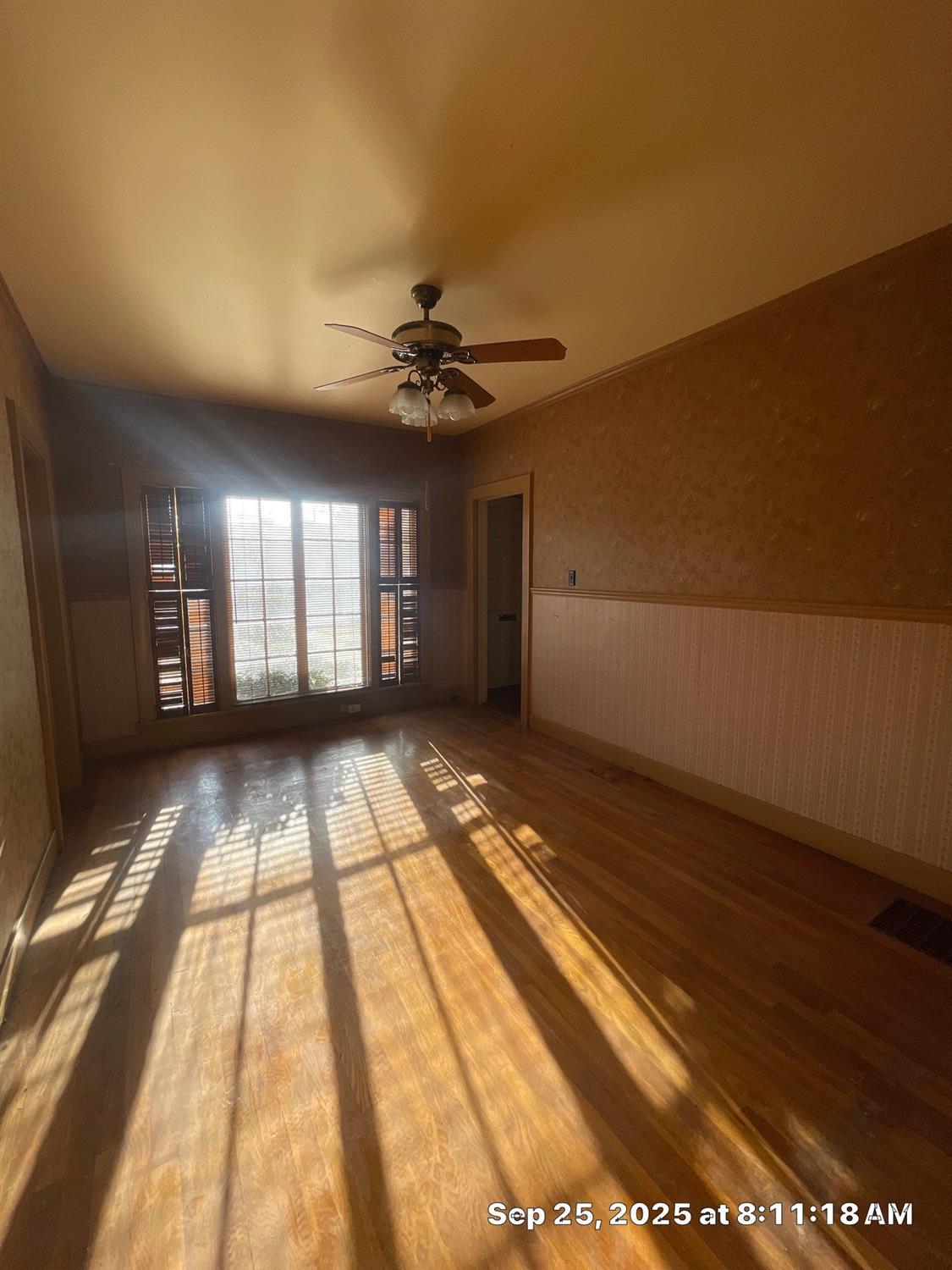 151 S Murdock Avenue