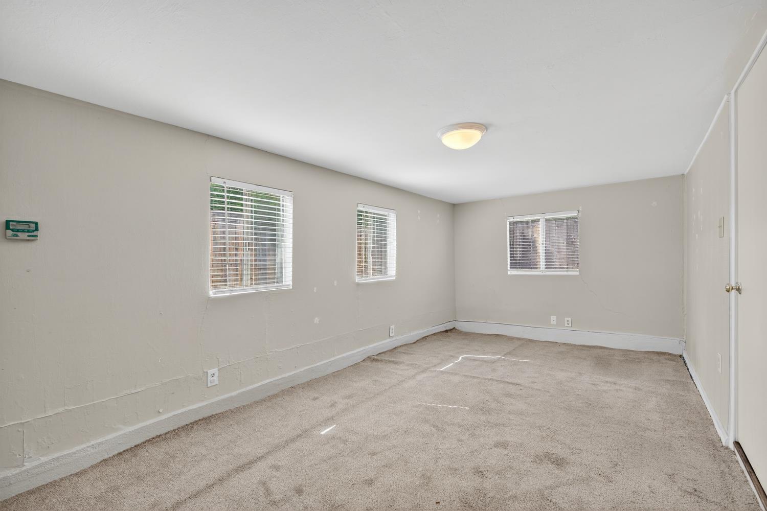 2217 Hamlin Drive
