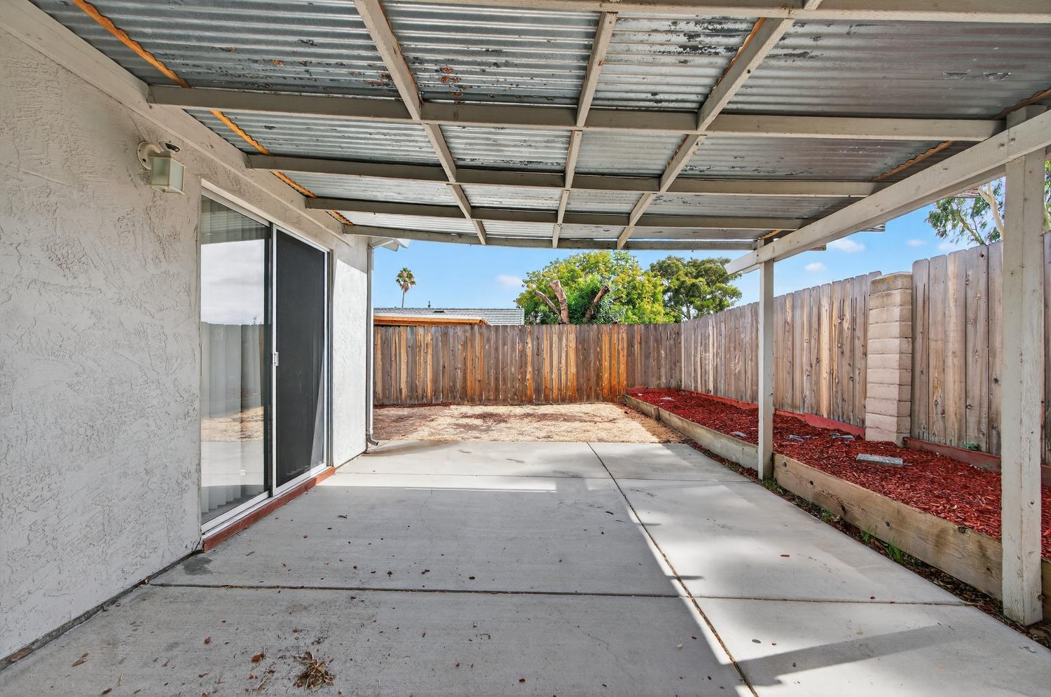2217 Hamlin Drive
